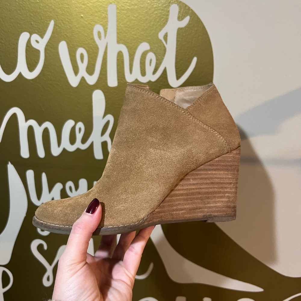 Lucky Brand Tan Suede Wedge Booties